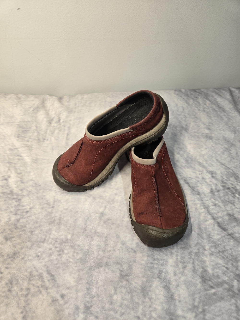 Keen Kaci Slide Clogs View 2